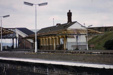 Downramp to Platforms 3 and 4